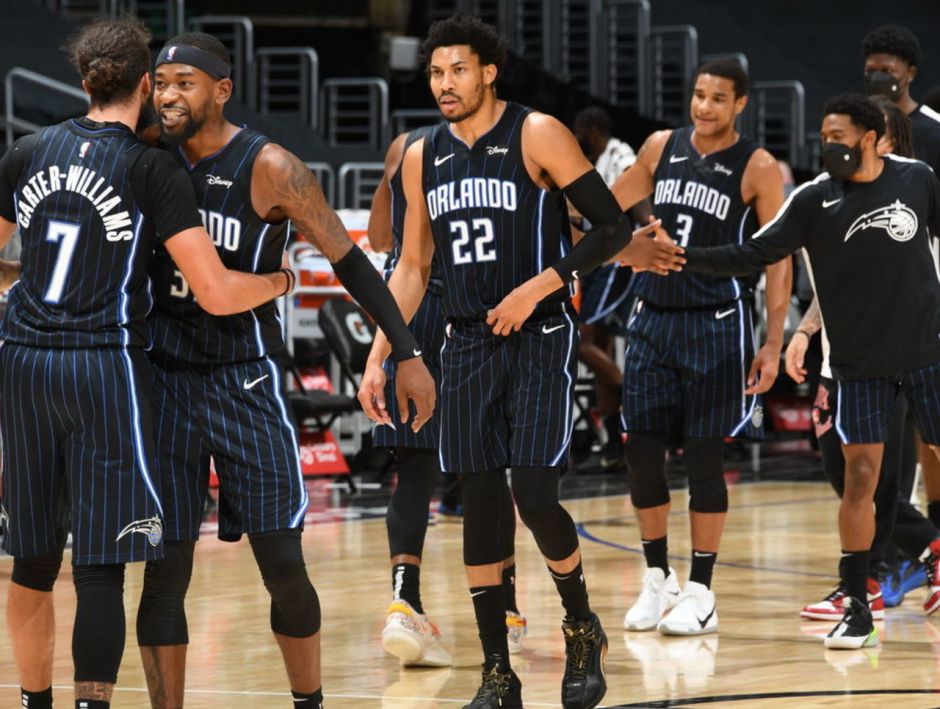 洲际杯战报：德阿拉斯凯塔梅开二度，弗拉门戈2-1蓝十字（洲际杯焦点战：德阿拉斯凯塔双响，弗拉门戈2比1击败蓝十字）