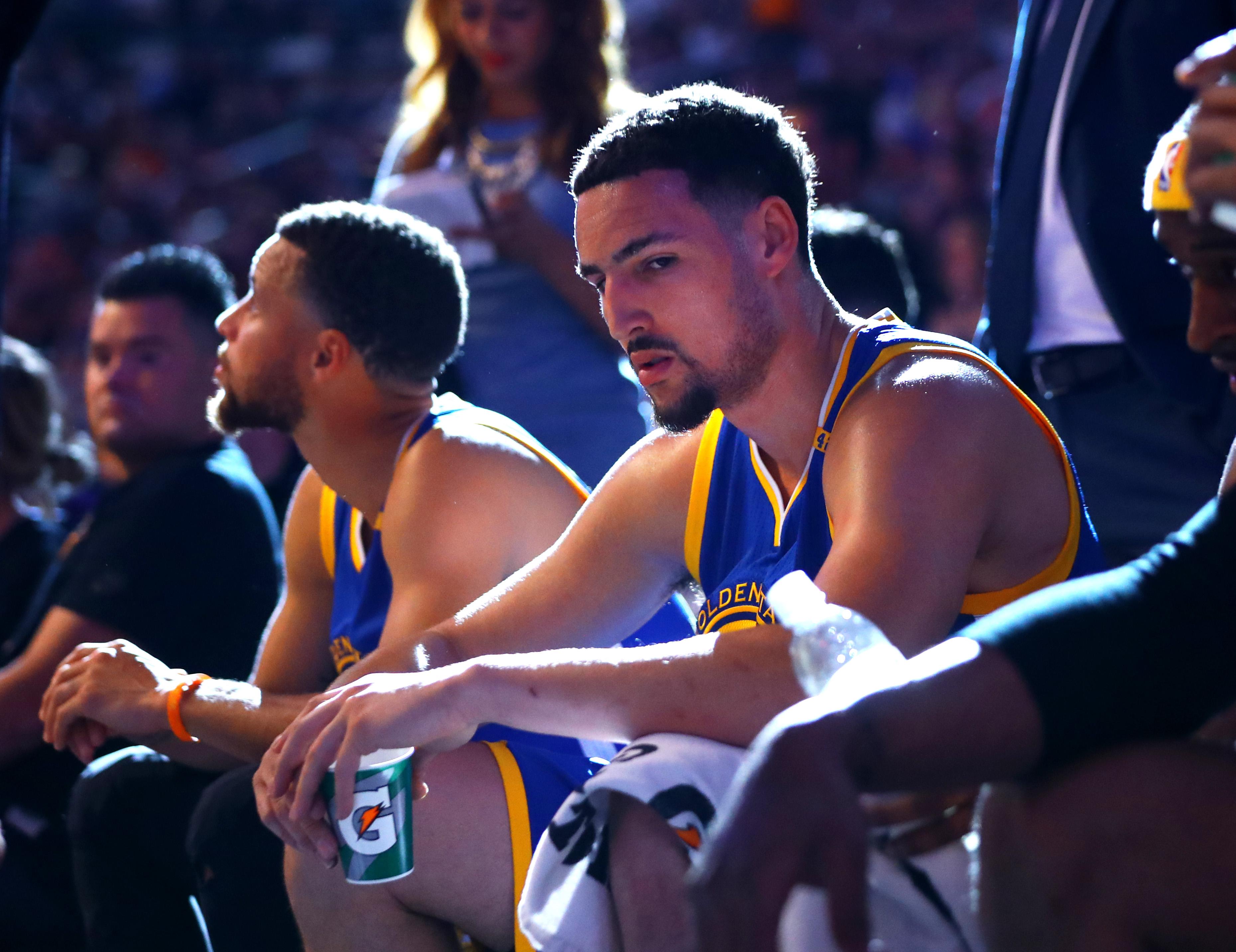 所有人都知道他要出手但挡不住（人尽皆知他将出手，仍无人能挡）