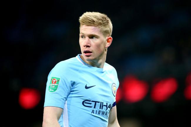 英超半场：福登开场闪击，格瓦迪奥尔破门，曼城2-0利兹联（英超半场战报：福登闪击、格瓦迪奥尔建功，曼城2-0领先利兹联）