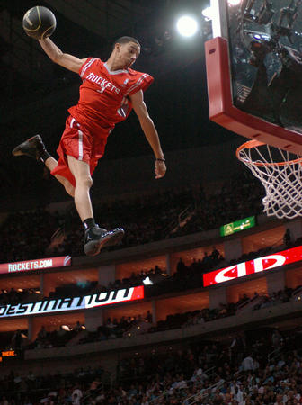 不白传球，前尤文前锋凯奥-若热给每位助攻队友发500欧元（前尤文前锋凯奥-若热为每次助攻向队友发放500欧元奖励）