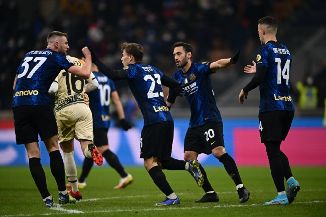 本泽马：皇马需要姆巴佩在关键时刻挺身而出，他得和队友谈谈（本泽马：皇马盼姆巴佩关键时刻挺身而出 并与队友加强沟通）