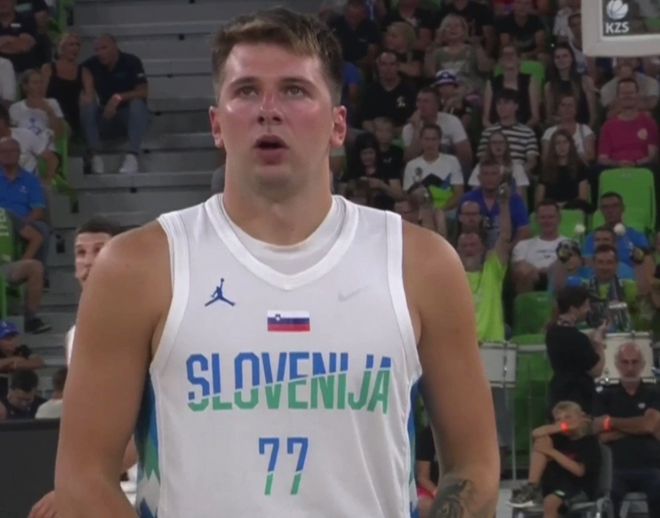 胡梅尔斯：按照目前的中卫市场，施洛特贝克有很多的机会（胡梅尔斯：以当下中卫行情，施洛特贝克机会颇多）