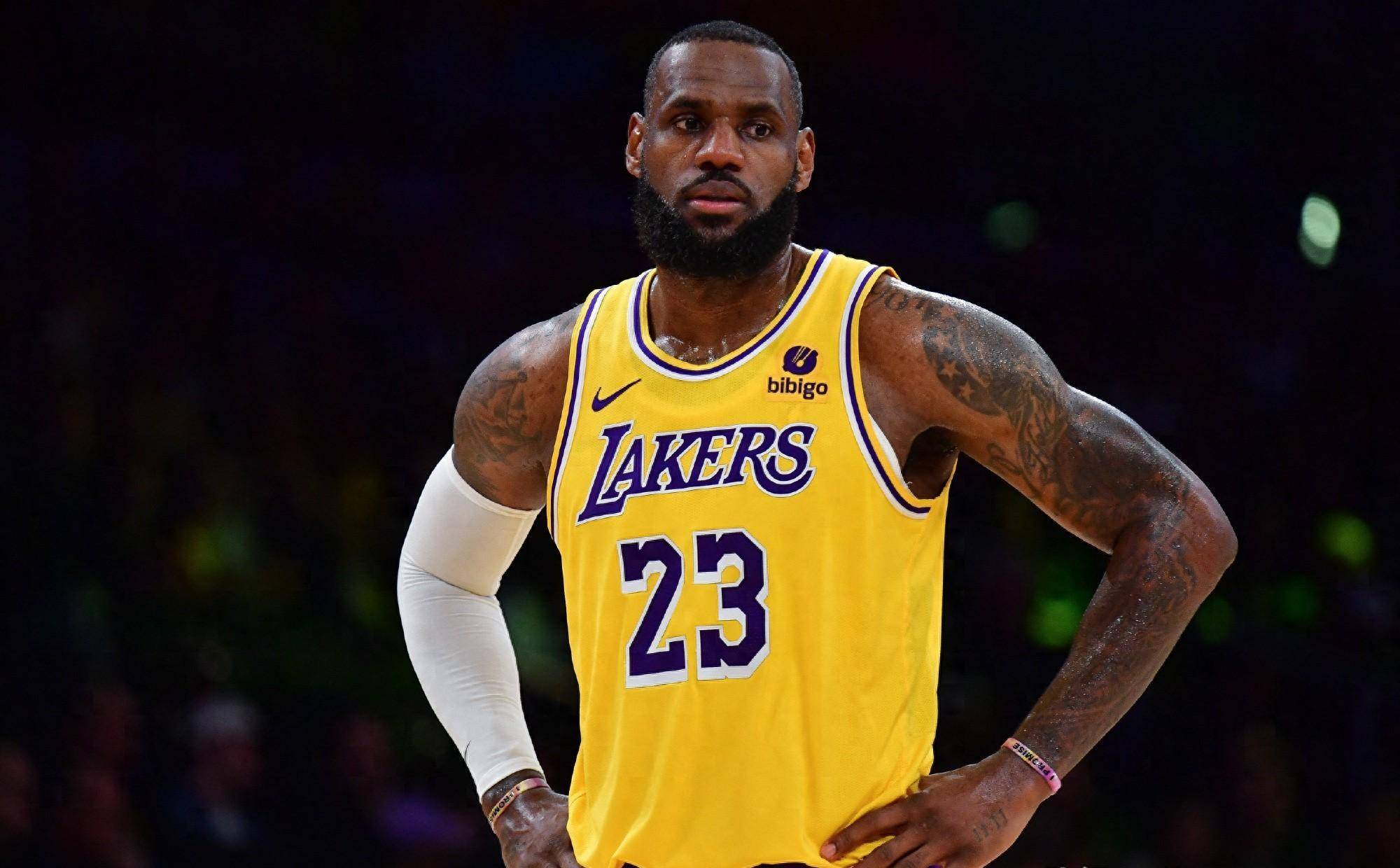 庆祝建队126周年！巴萨官方社媒晒诺坎普球场海报（巴萨建队126周年纪念：官方社媒晒出诺坎普球场海报）