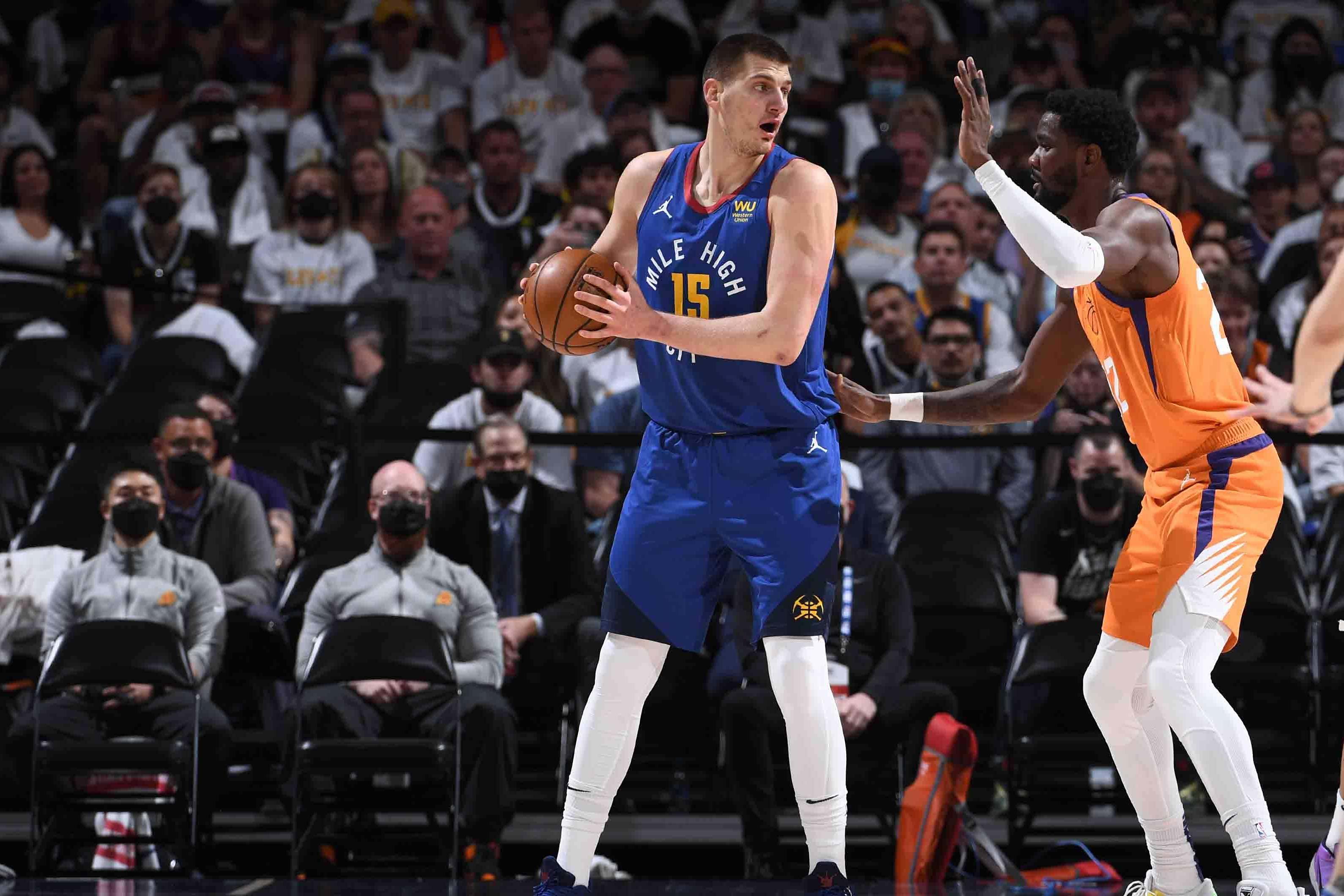 图片报：阿德耶米续约只接受加入解约条款，金额或达8000万欧（德媒：阿德耶米续约仅接受含解约金条款，数额或达8000万欧）