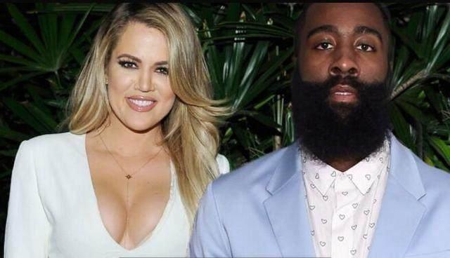 敢信吗？高诗岩追身三分打停深圳 开场三分球3中3（高诗岩追身三分逼停深圳，开局三分3投3中）