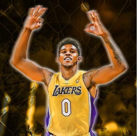 法兰克福总监：计划在冬窗期间与格策谈续约，他对我们很重要（法兰克福总监：冬窗将与格策商议续约，球队视他为关键人物）