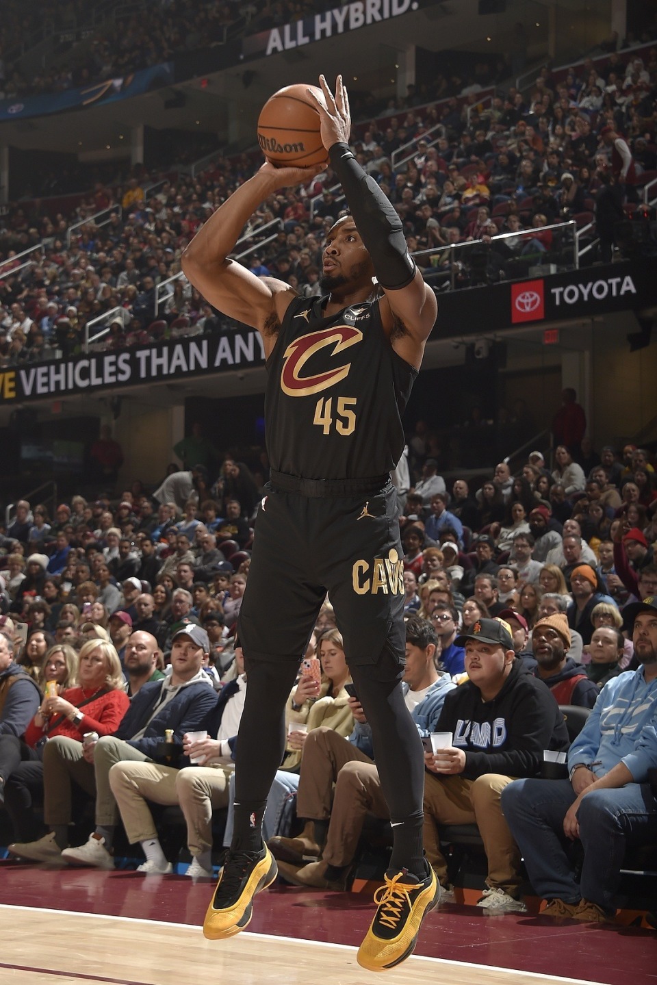 “水货不水”新人齐发力！国米5-1大胜对手，齐沃打了场富裕仗（新人集体爆发证“水货不水”！国米5-1大捷，齐沃从容调度）