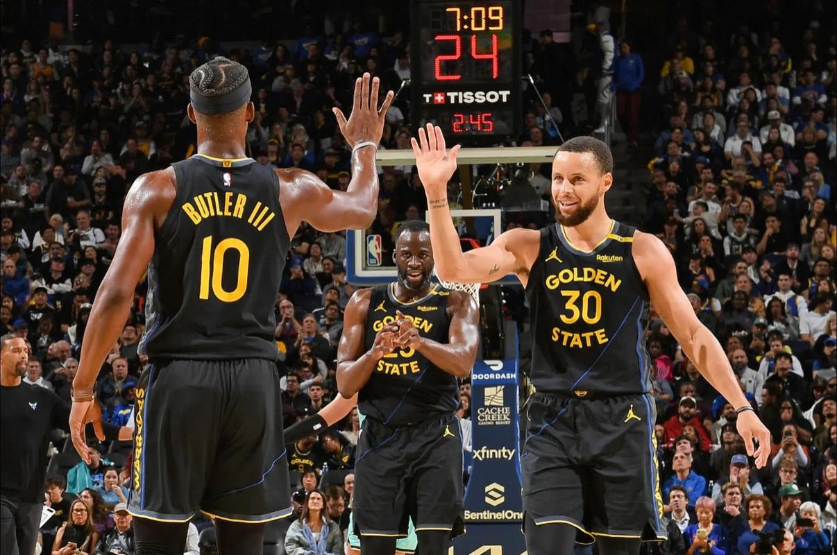 加纳主帅力挺爱将，塞梅尼奥已准备好迈向豪门（加纳主帅力捧塞梅尼奥：已具备加盟豪门的实力）