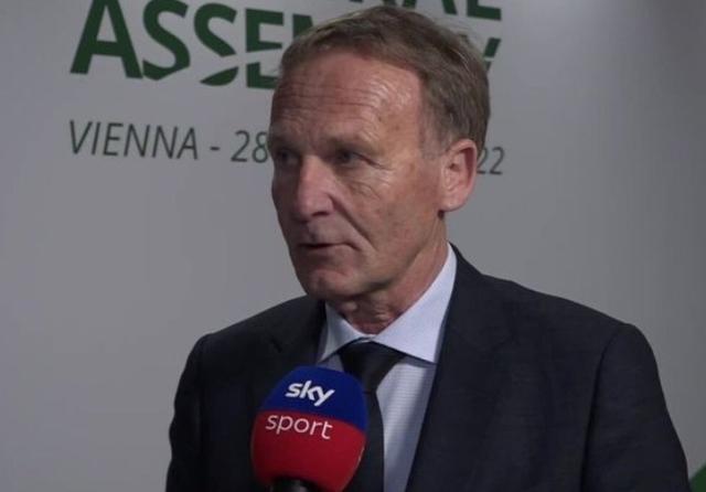 媒体人：某直播平台获得新赛季CBA版权，将直播部分场次（媒体人士称某直播平台已拿下新季CBA版权 将直播部分比赛场次）