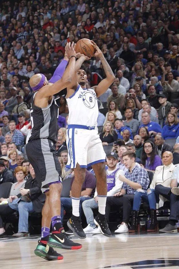 德比小负！国际米兰球队报告及评级更新（德比惜败：国际米兰球队报告与评分更新）