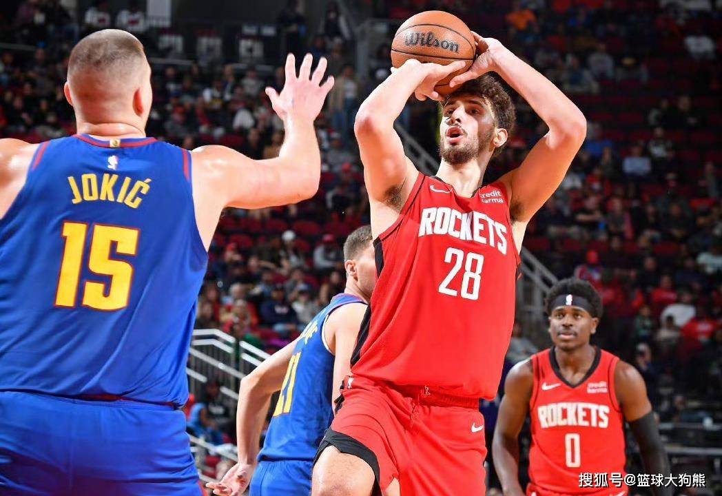 NBA 官方公布最新 MVP 排名（NBA 官方发布新一期 MVP 排行榜）