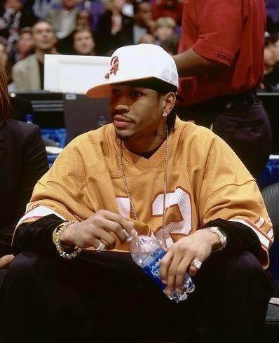 孙兴慜附体！范德文逆天一条龙！预定年度最佳（范德文化身孙兴慜，长途奔袭神迹！年度最佳在望）