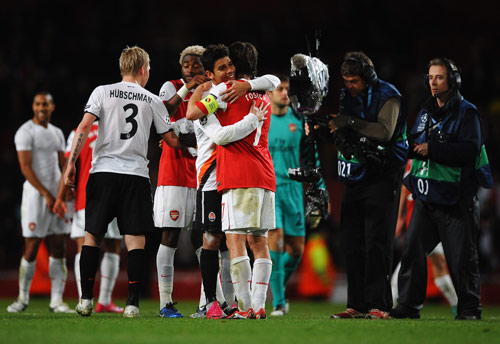 老当益壮，奥巴梅扬实现职业生涯400球里程碑（宝刀未老，奥巴梅扬职业生涯进球数突破400大关）