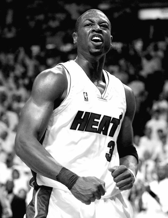 美记：鲍尔默对快船这帮人有种疯狂的执念，他们不会彻底重建（美媒：鲍尔默对快船这批球员极度执着，球队无意全面重建）