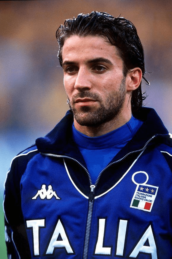 苏超奖杯由徐州企业使用3D打印打造，使用航天级钛合金（航天级钛合金加持，徐州企业以3D打印铸就苏超奖杯）