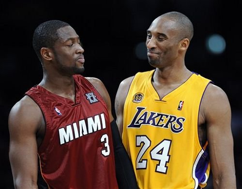 封神！62岁穆帅2射正绞杀64%控球，皇马决定欧冠生死？（62岁穆帅神级逆袭：2次射正克制64%控球，皇马将左右欧冠生死？）