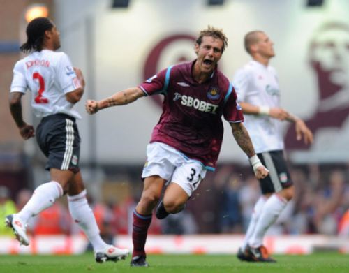 曝雄鹿坚决不愿交易字母哥 已明确拒绝多支球队的询价（雄鹿态度强硬：字母哥不在交易计划，已回绝多队询价）