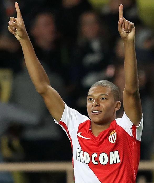 阿森纳和拜仁本赛季欧冠都没落后过，拜仁领先时长最长（欧冠本季阿森纳与拜仁均未落后，拜仁领跑时长居首）