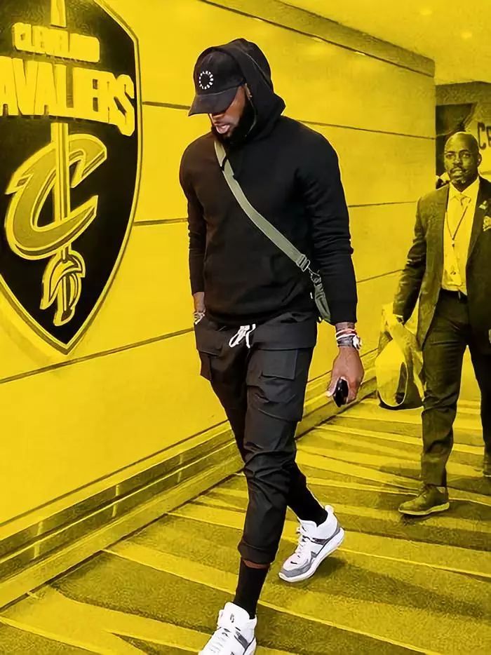 裁判认定戈贝尔犯规在先6犯离场，掘金挑战成功（裁判确认戈贝尔先犯规致六犯离场，掘金挑战奏效）